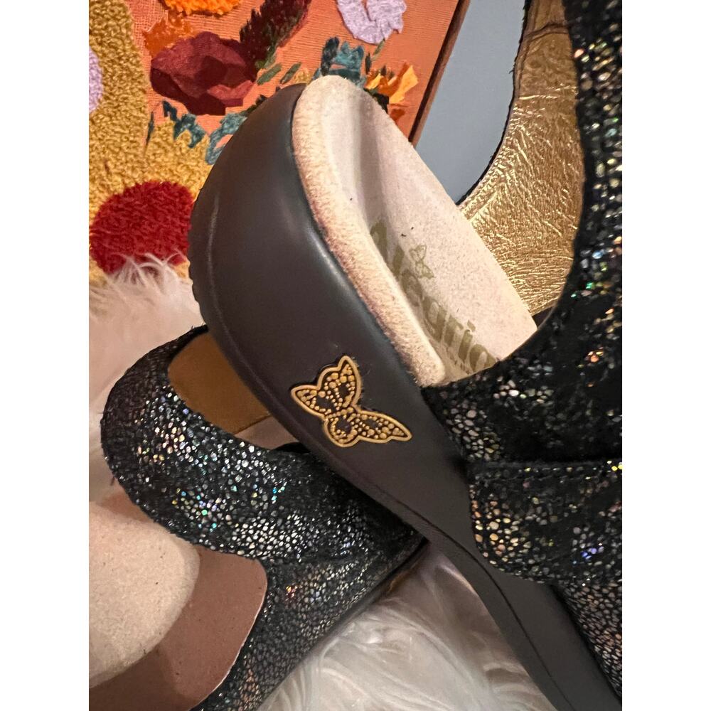 Alegria Joy Oh Snap Sz 40/9.5 Hook and Loop Walking Sandal Vacation Resort Bling